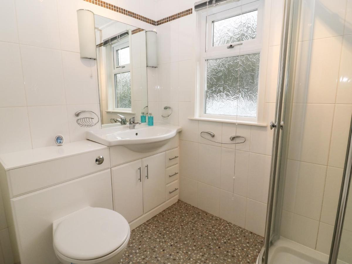 3 The Fairway Villa Cottingham  Exterior foto